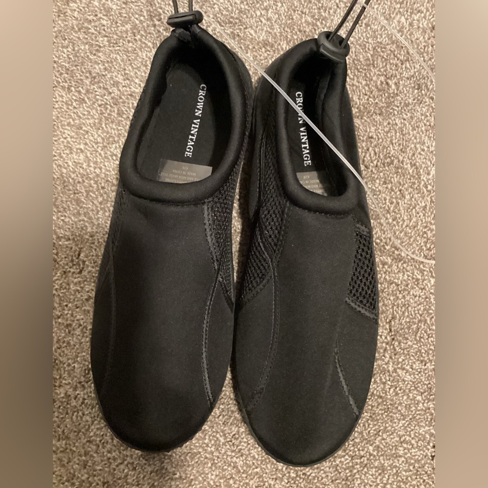 Nwot Crown Vintage‎ Size 10M Kamil Water Shoe